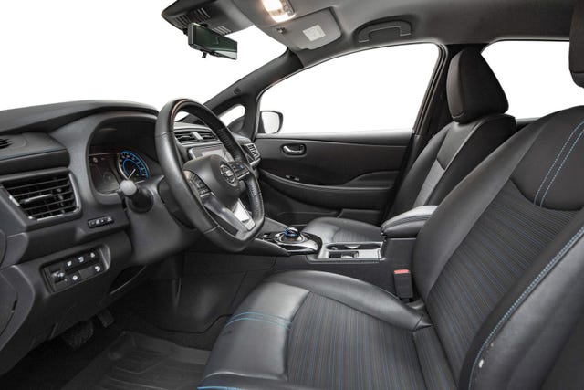 2021 NISSAN LEAF - 10