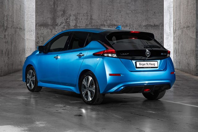 2021 NISSAN LEAF - 8