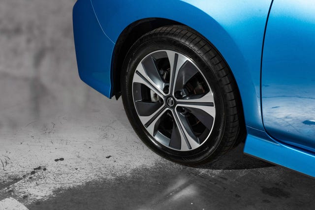 2021 NISSAN LEAF - 9