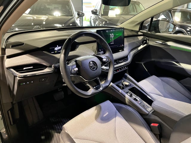 2022 SKODA ENYAQ - 12