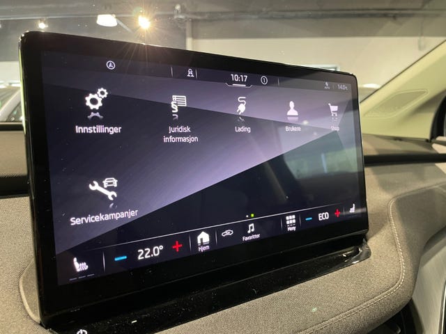 2022 SKODA ENYAQ - 24