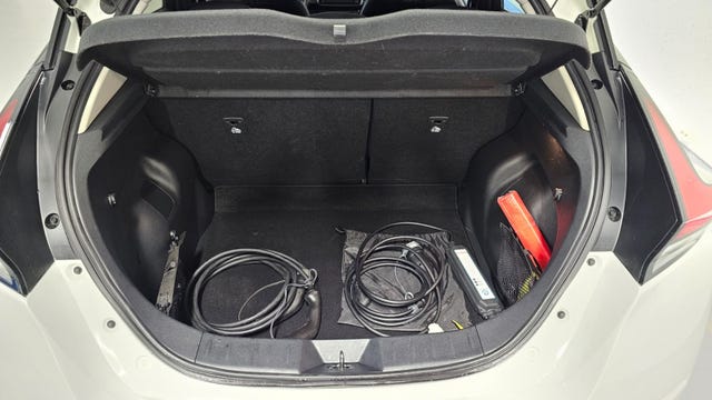 2019 NISSAN LEAF - 11