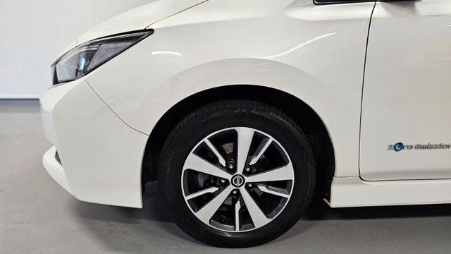 2019 NISSAN LEAF - 7