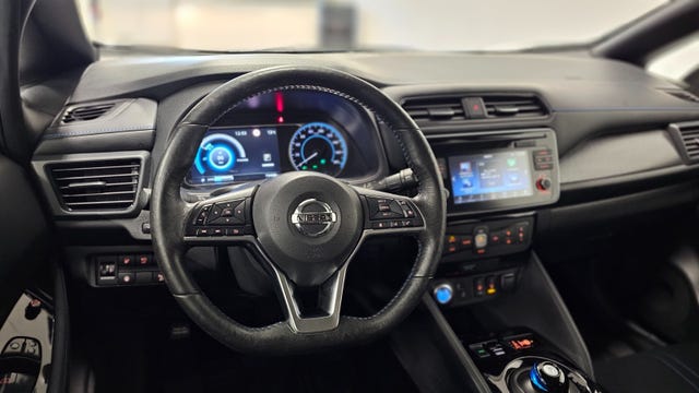 2019 NISSAN LEAF - 13