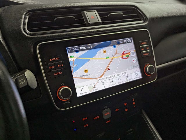 2021 NISSAN LEAF - 18