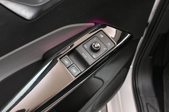 2021 VOLKSWAGEN ID.3 - 8