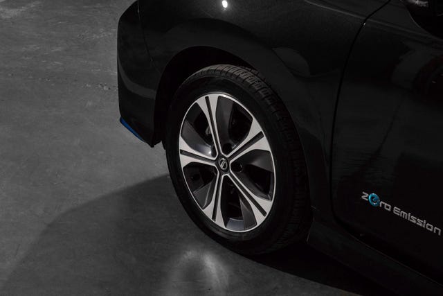 2019 NISSAN LEAF - 8