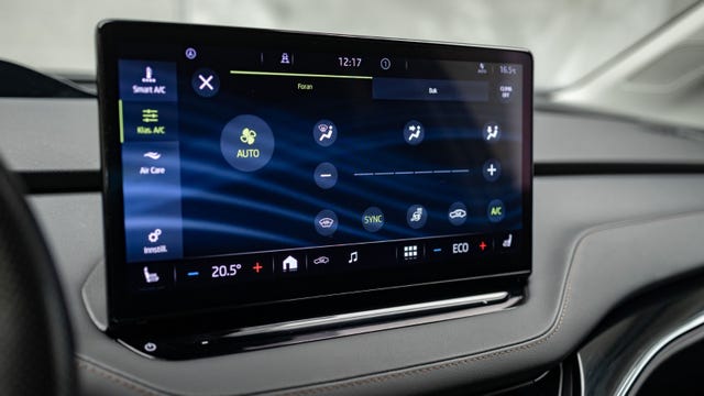 2021 SKODA ENYAQ - 29