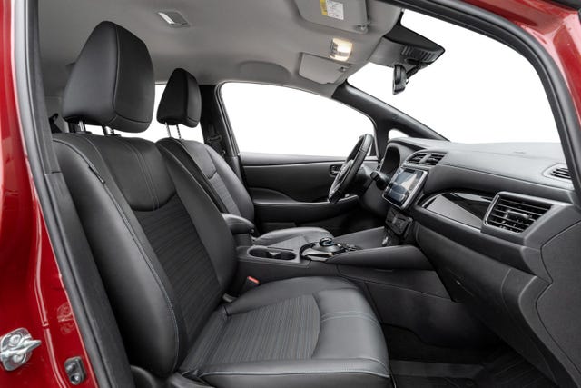 2021 NISSAN LEAF - 22