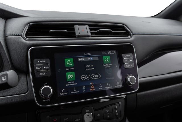 2021 NISSAN LEAF - 17