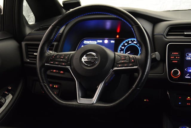 2019 NISSAN LEAF - 13
