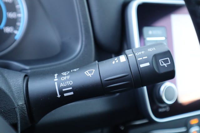 2021 NISSAN LEAF - 11