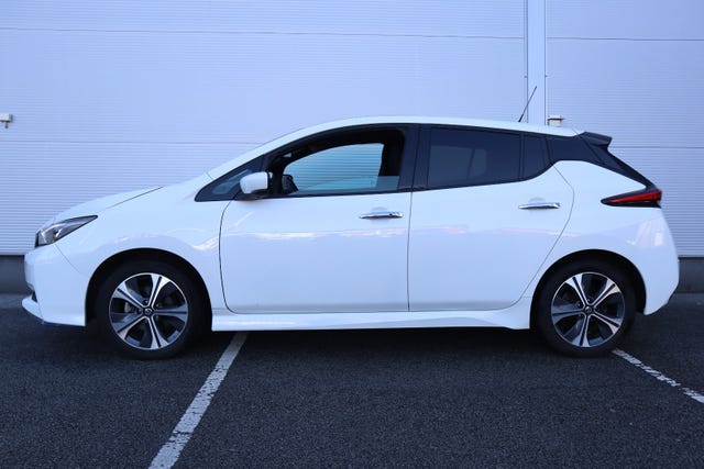 SJNFAAZE1U0103258 2021 NISSAN LEAF-1