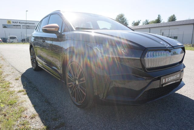 TMBLE9NY4NF026610 2022 SKODA ENYAQ-2