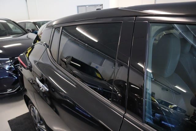 2021 NISSAN LEAF - 9