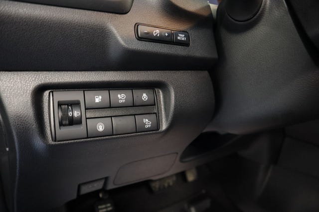 2021 NISSAN LEAF - 15