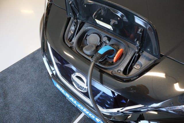 2021 NISSAN LEAF - 12