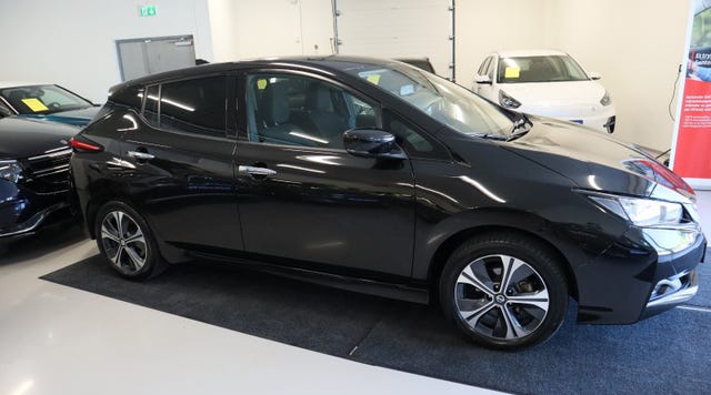 SJNFAAZE1U0139899 2021 NISSAN LEAF-2