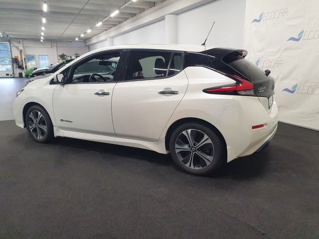 SJNFAAZE1U0048202 2019 NISSAN LEAF-2