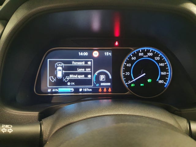2019 NISSAN LEAF - 9