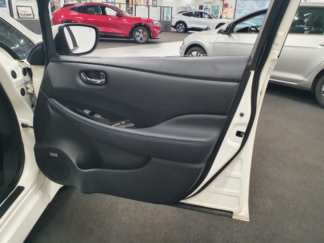 2019 NISSAN LEAF - 22