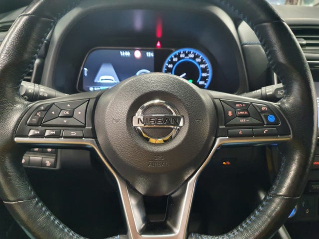 2019 NISSAN LEAF - 10