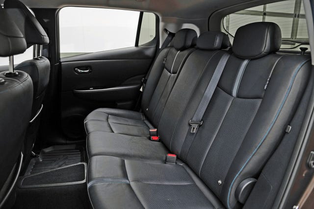 2019 NISSAN LEAF - 10