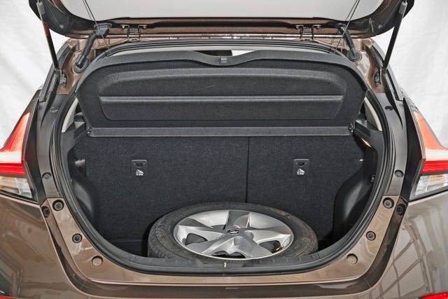 2019 NISSAN LEAF - 23