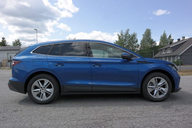 TMBJC7NY0NF049304 2022 SKODA ENYAQ-4