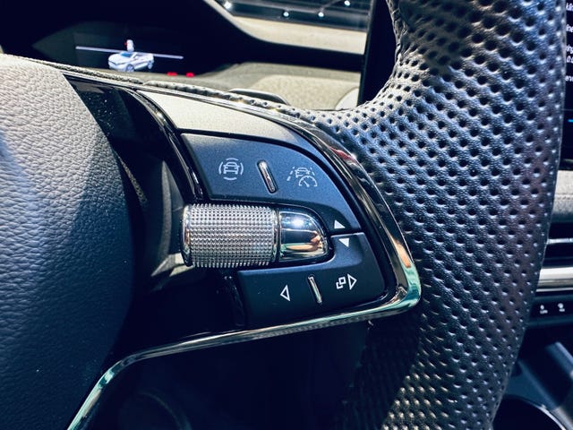 2022 SKODA ENYAQ - 21