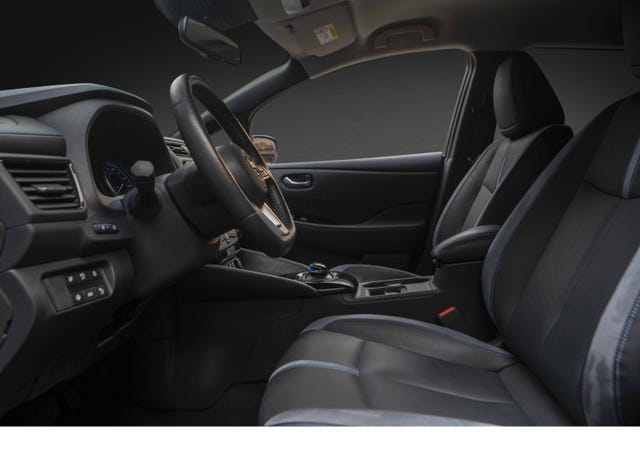 2019 NISSAN LEAF - 20