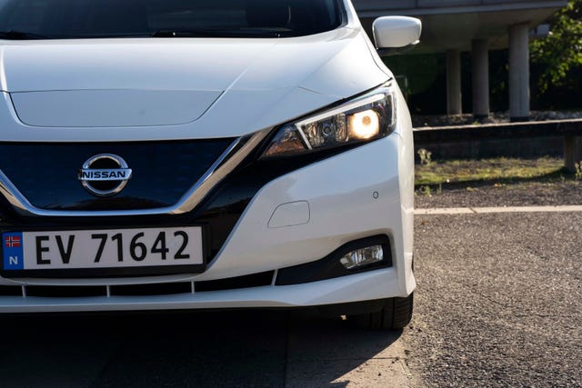 SJNFAAZE1U0050777 2019 NISSAN LEAF-4