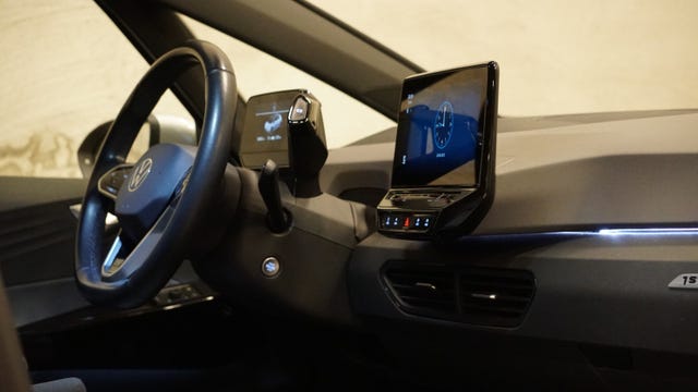 2021 VOLKSWAGEN ID.3 - 24