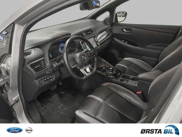 2019 NISSAN LEAF - 10