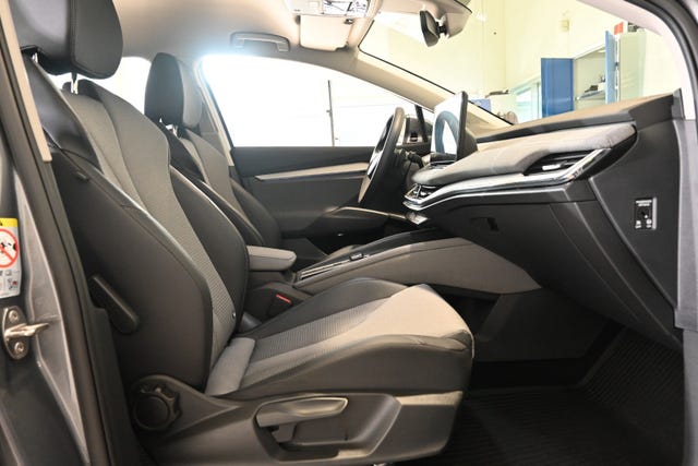 2022 SKODA ENYAQ - 23