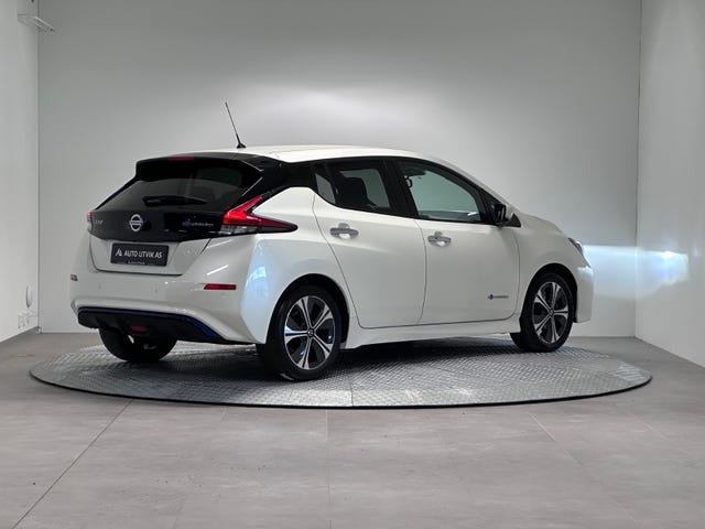 SJNFAAZE1U0031958 2019 NISSAN LEAF-2