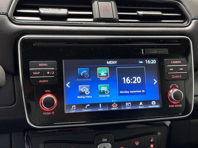 2019 NISSAN LEAF - 32
