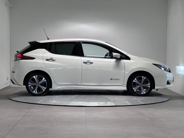 SJNFAAZE1U0031958 2019 NISSAN LEAF-1