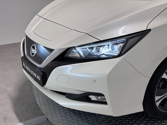2019 NISSAN LEAF - 17