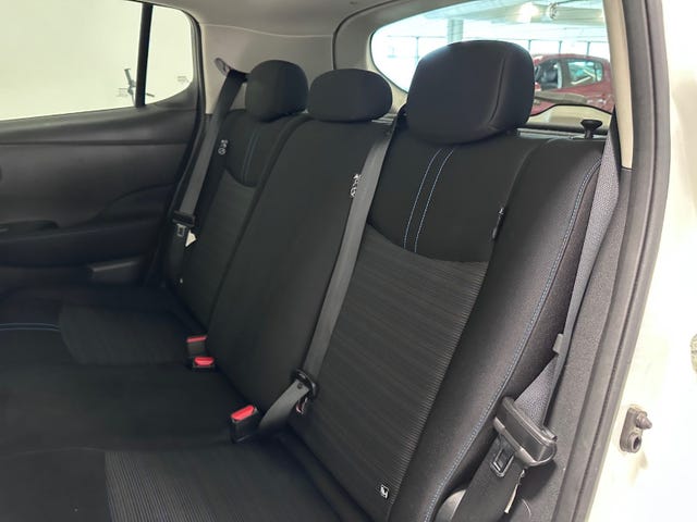 2019 NISSAN LEAF - 43