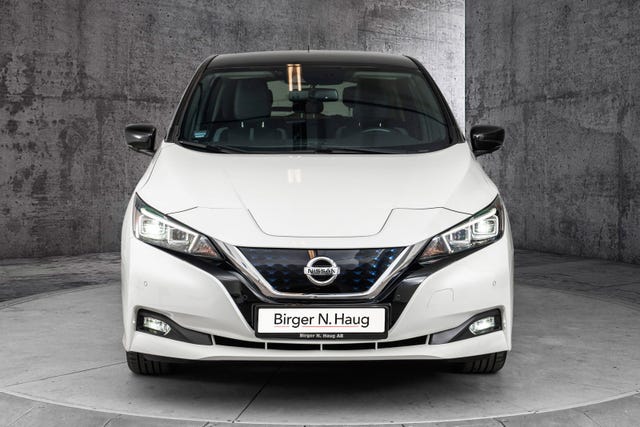 SJNFAAZE1U0064174 2019 NISSAN LEAF-2