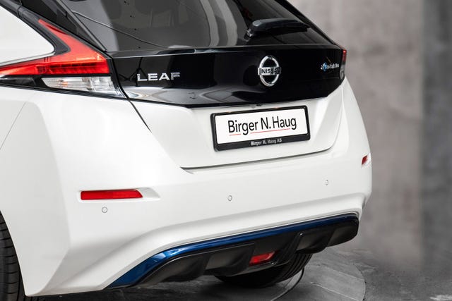 SJNFAAZE1U0064174 2019 NISSAN LEAF-5