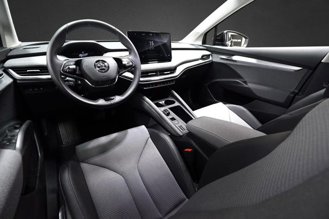2022 SKODA ENYAQ - 12