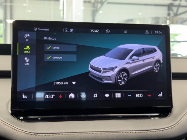 2022 SKODA ENYAQ - 27