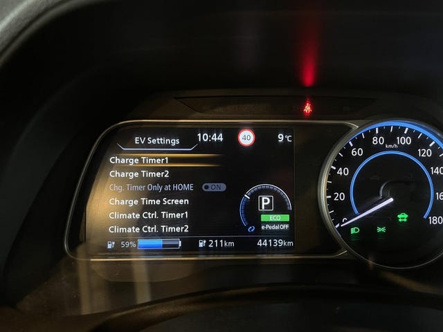 2019 NISSAN LEAF - 13