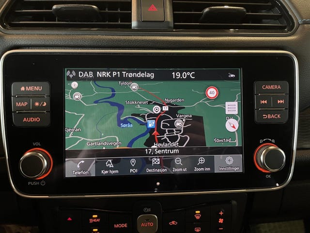 2019 NISSAN LEAF - 19