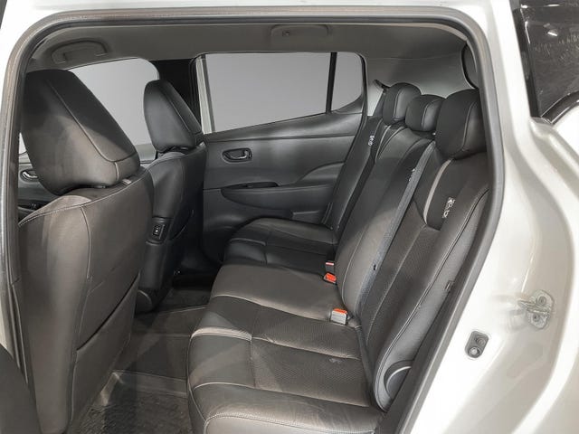 2019 NISSAN LEAF - 28