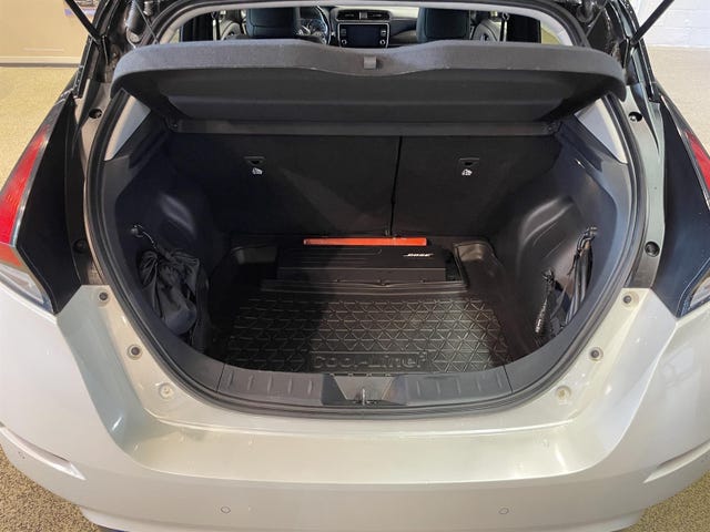 2019 NISSAN LEAF - 29