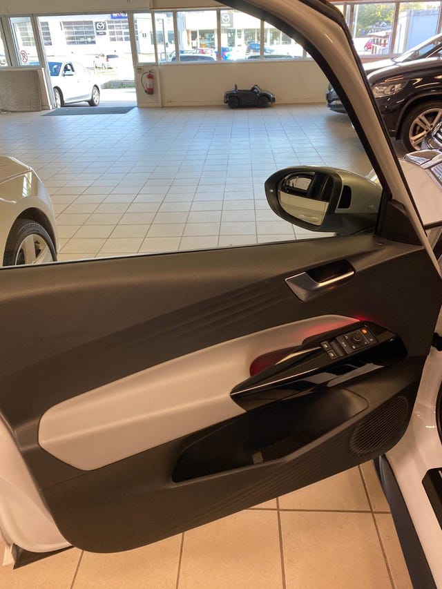 2021 VOLKSWAGEN ID.3 - 36