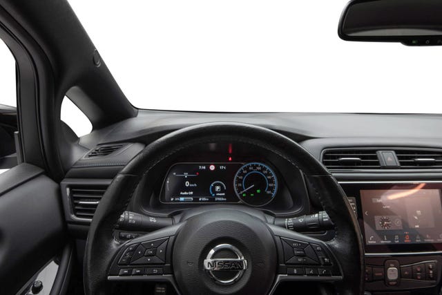 2019 NISSAN LEAF - 9